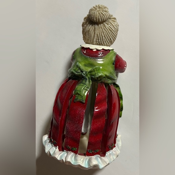 Mrs Claus Napkin Holder With Goose On A Serving Tray - Picture 3 of 10